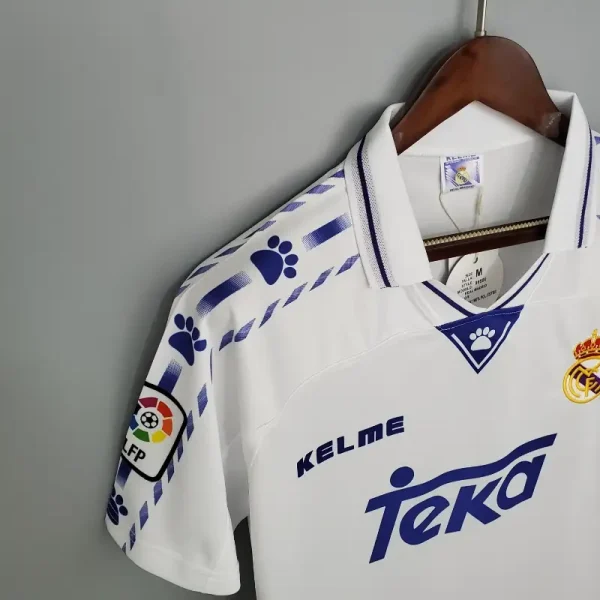 1996-1997 Real Madrid Jersey retro kit - Image 2