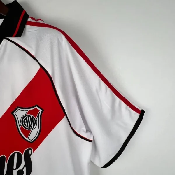 2000-2001 River Plate Jersey retro kit - Image 5