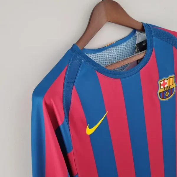 2005-2006 Barcelona Long Sleeve Jersey retro kit - Image 7