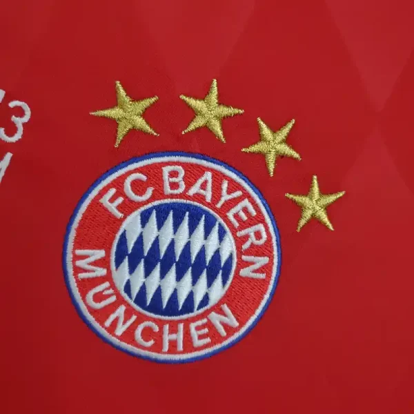 2013-2014 Long Sleeve Bayern Munich League retro kit - Image 5