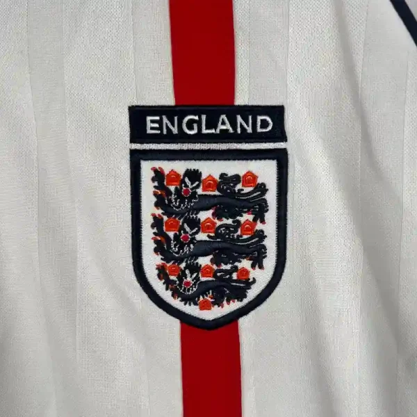 2002 England Long Sleeve Jersey retro kit - Image 3