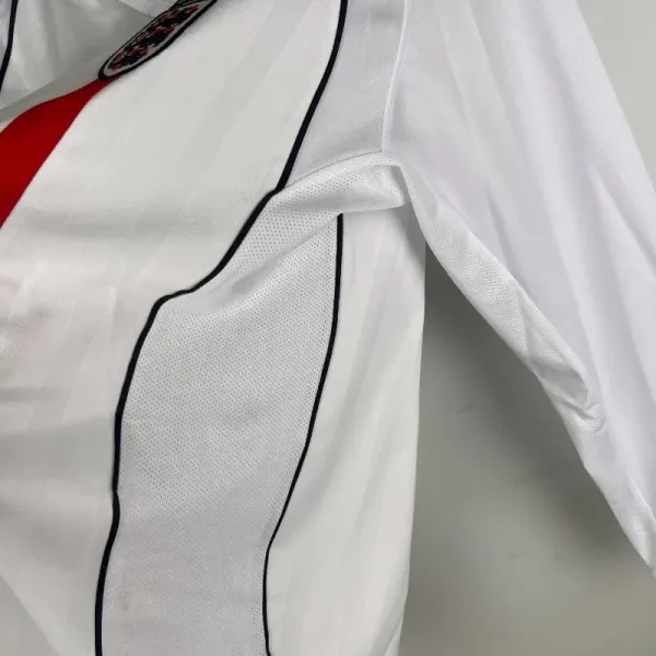 2002 England Long Sleeve Jersey retro kit - Image 5