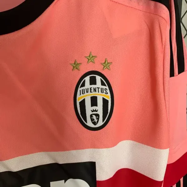 2015-2016 Long Sleeve Juventus Jersey retro kit - Image 3