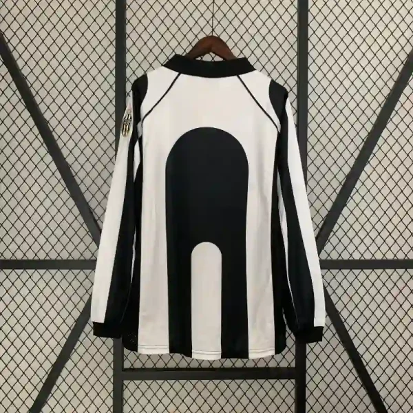 1997-1998 Juventus Long Sleeve Jersey retro kit - Image 8