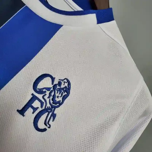 2003-2005 Long Sleeved Chelsea Jersey retro kit - Image 3