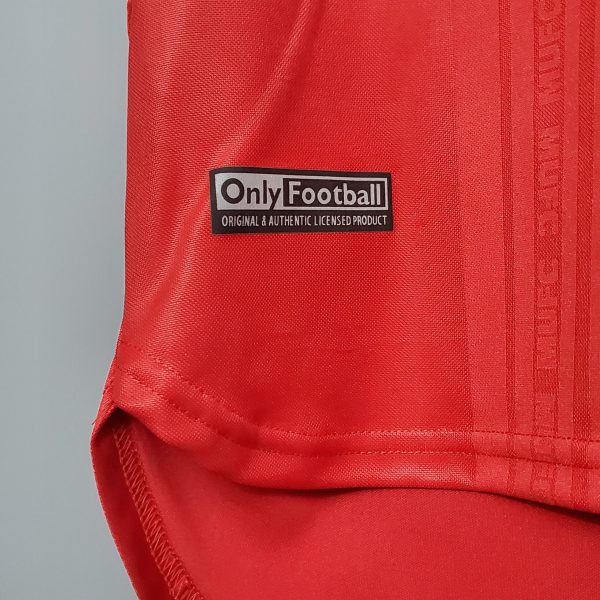1999/00 Man United home kit - Image 4