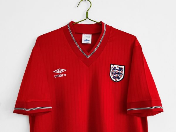 1984/87 England home kit red - Image 4