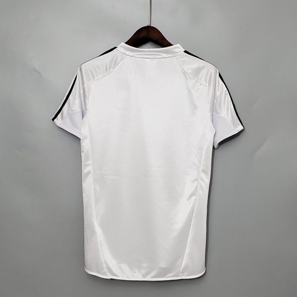 2004-2005 Real Madrid Home retro kit - Image 2