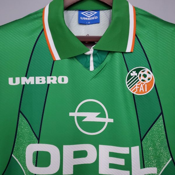 1994 1996 Ireland Home kit - Image 4