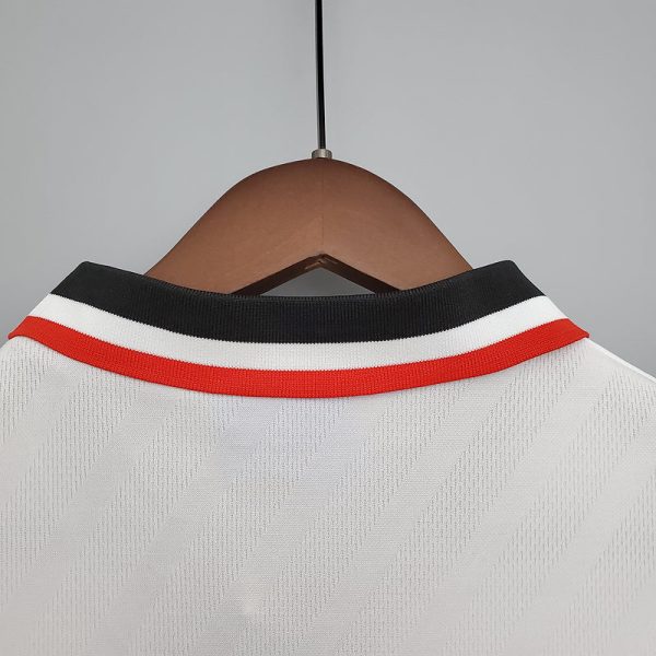 1996-1997 Man United Away retro shirt - Image 4