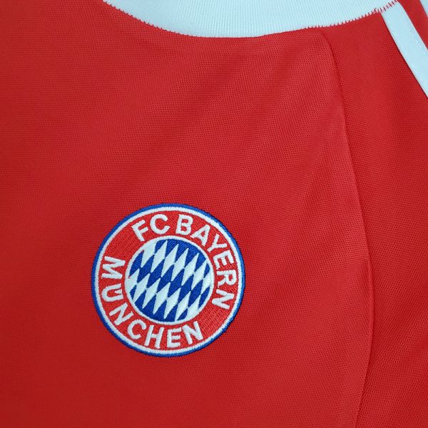 2000-2001 Bayern Munich retro shirt - Image 8