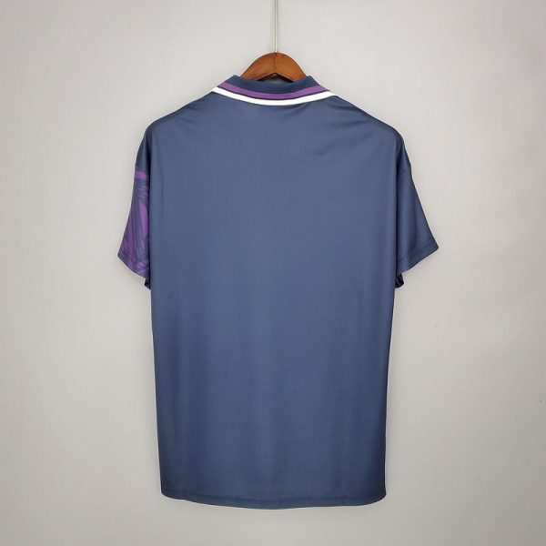 1994-1995 Tottenham retro kit - Image 2