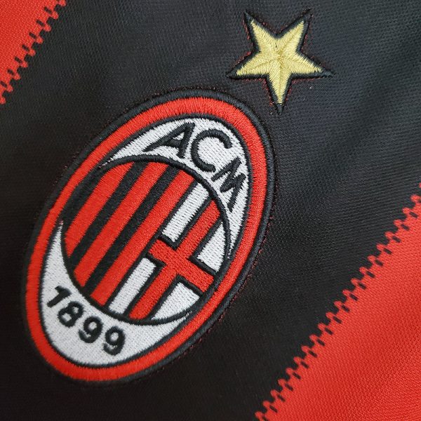 2010-2011 AC Milan Home retro shirt - Image 10