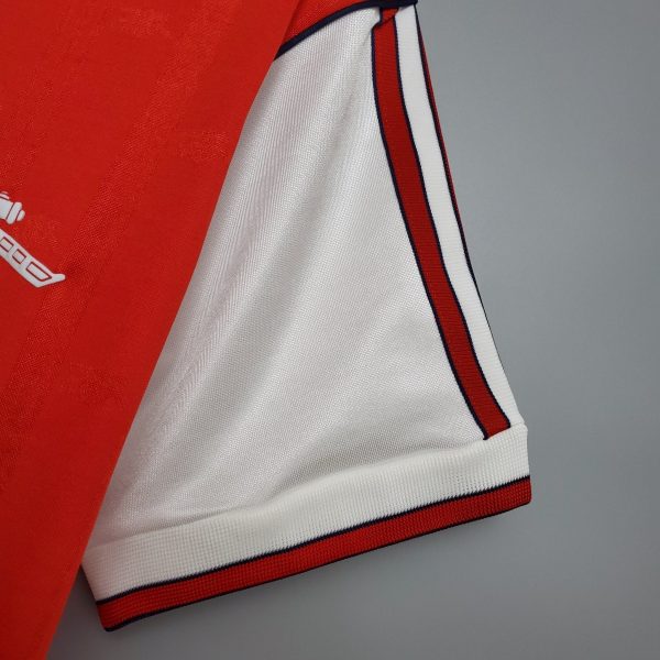 1986-1987 Arsenal Home Retro kit - Image 6