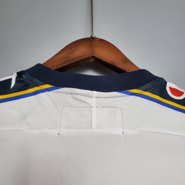 2002-2003 Parma away kit - Image 4