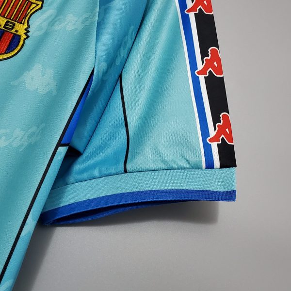 1992-1995 Barca away retro kit - Image 4