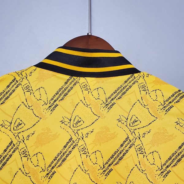 1994-1996 Liverpool third away retro kit - Image 5